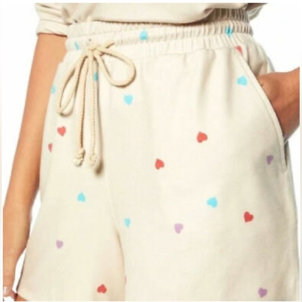 WILDFOX Rainbow Heart Shorts Oatmeal Cream NWT New Small Lounge PJs Pajama